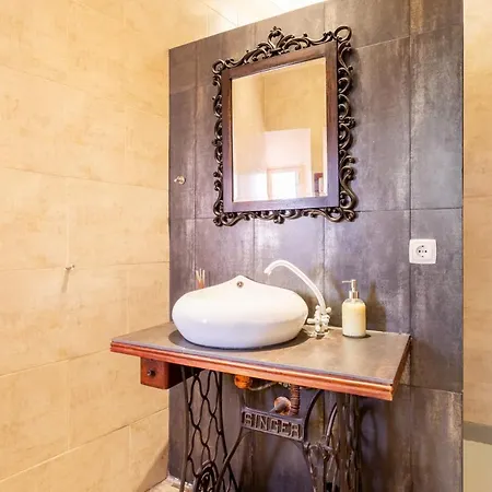 Ld Alfama Apartmán *